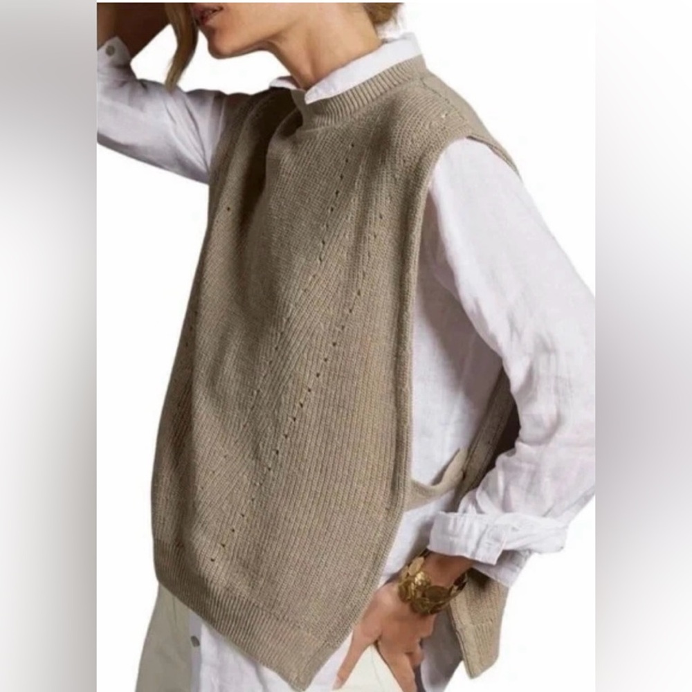 Pilcro Mock Neck Layering Vest Woman’s M/L Sweater Beige Tan Preppy Fall Capsule